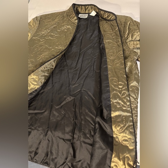 Women's 100% Silk Jacket Size M Olive Green Quilted with Gold Thread.  Lined. - Picture 7 of 10